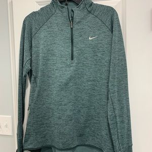 Nike Dri Fit Top
